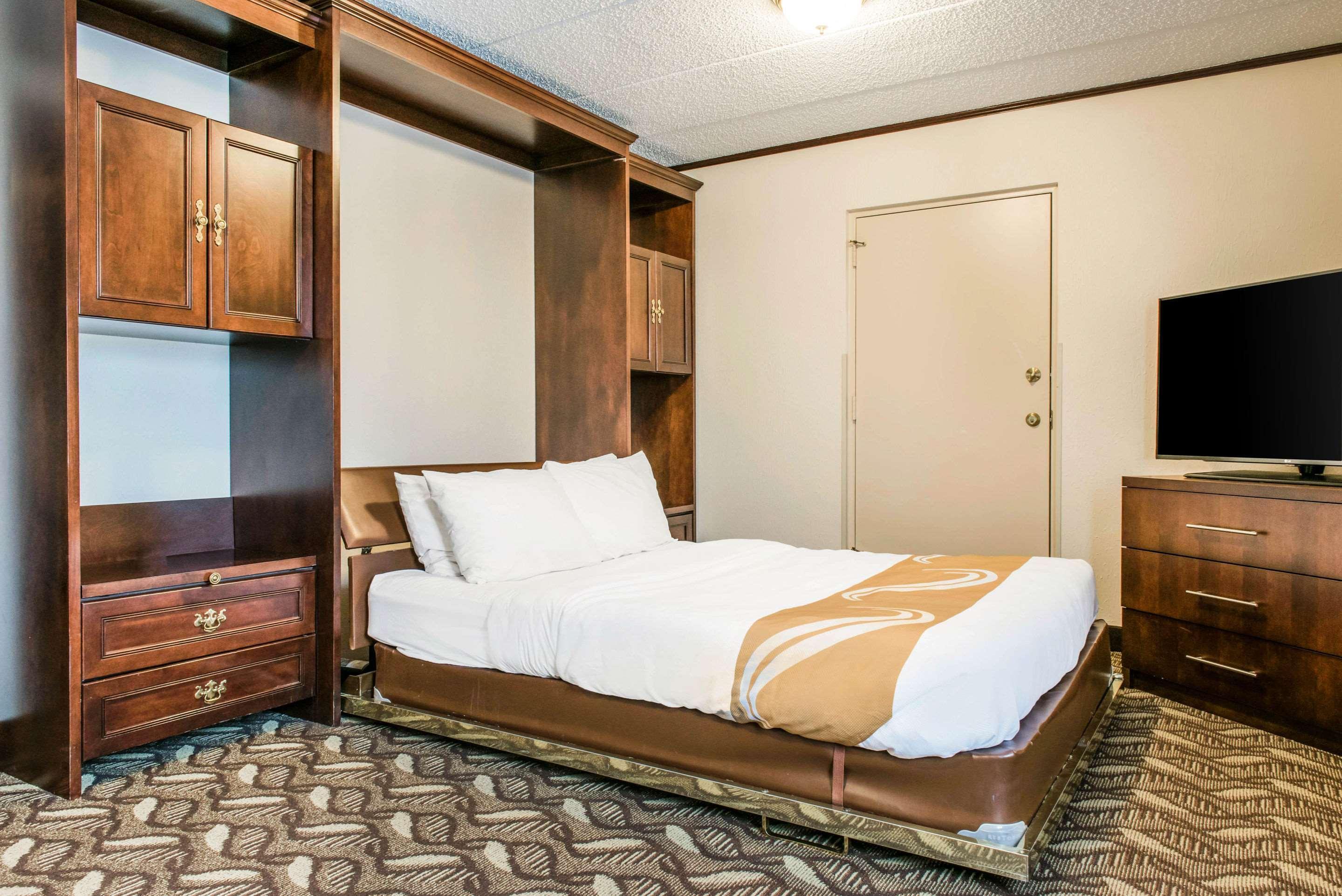 Quality Inn & Suites Zanesville Exterior foto