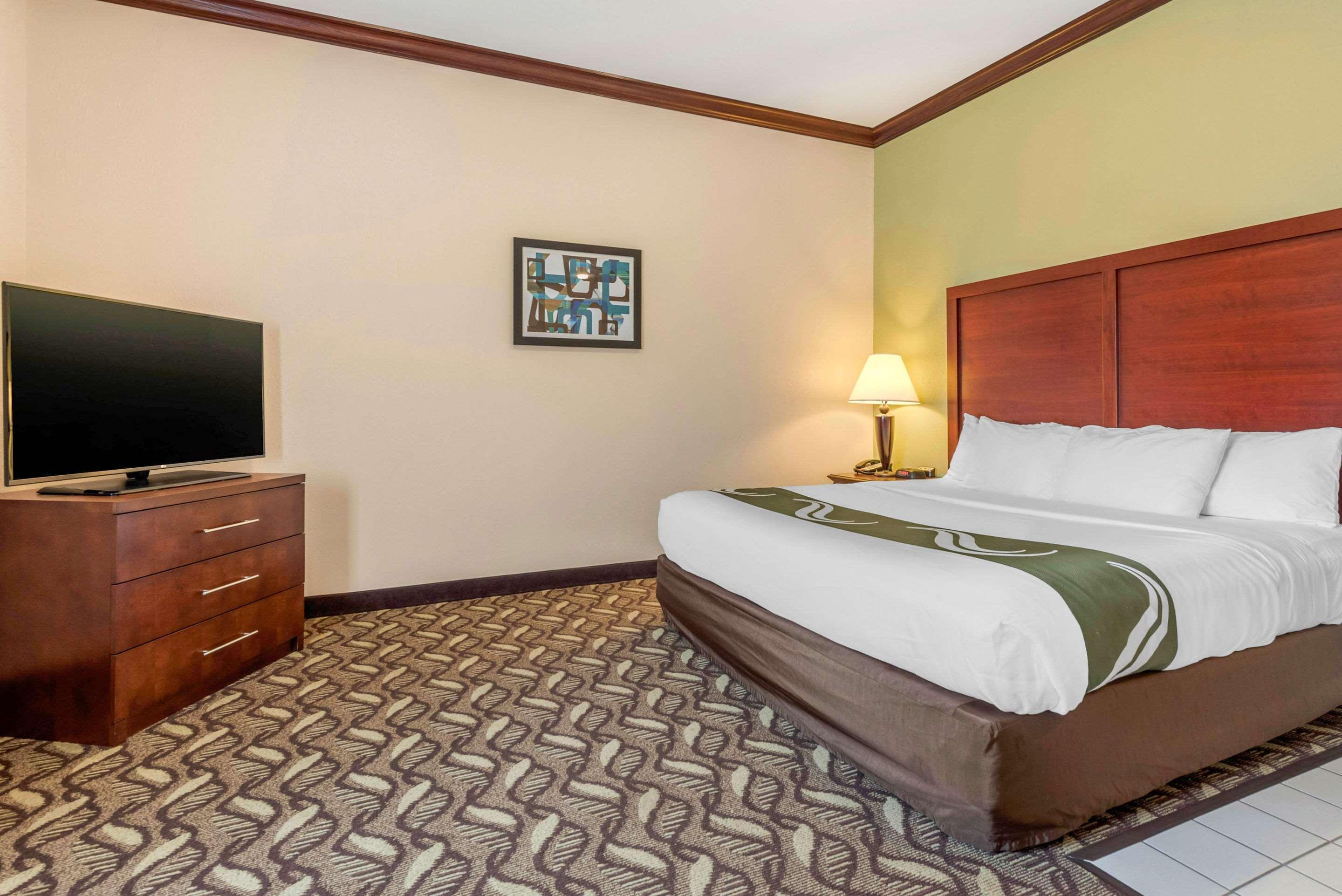 Quality Inn & Suites Zanesville Exterior foto
